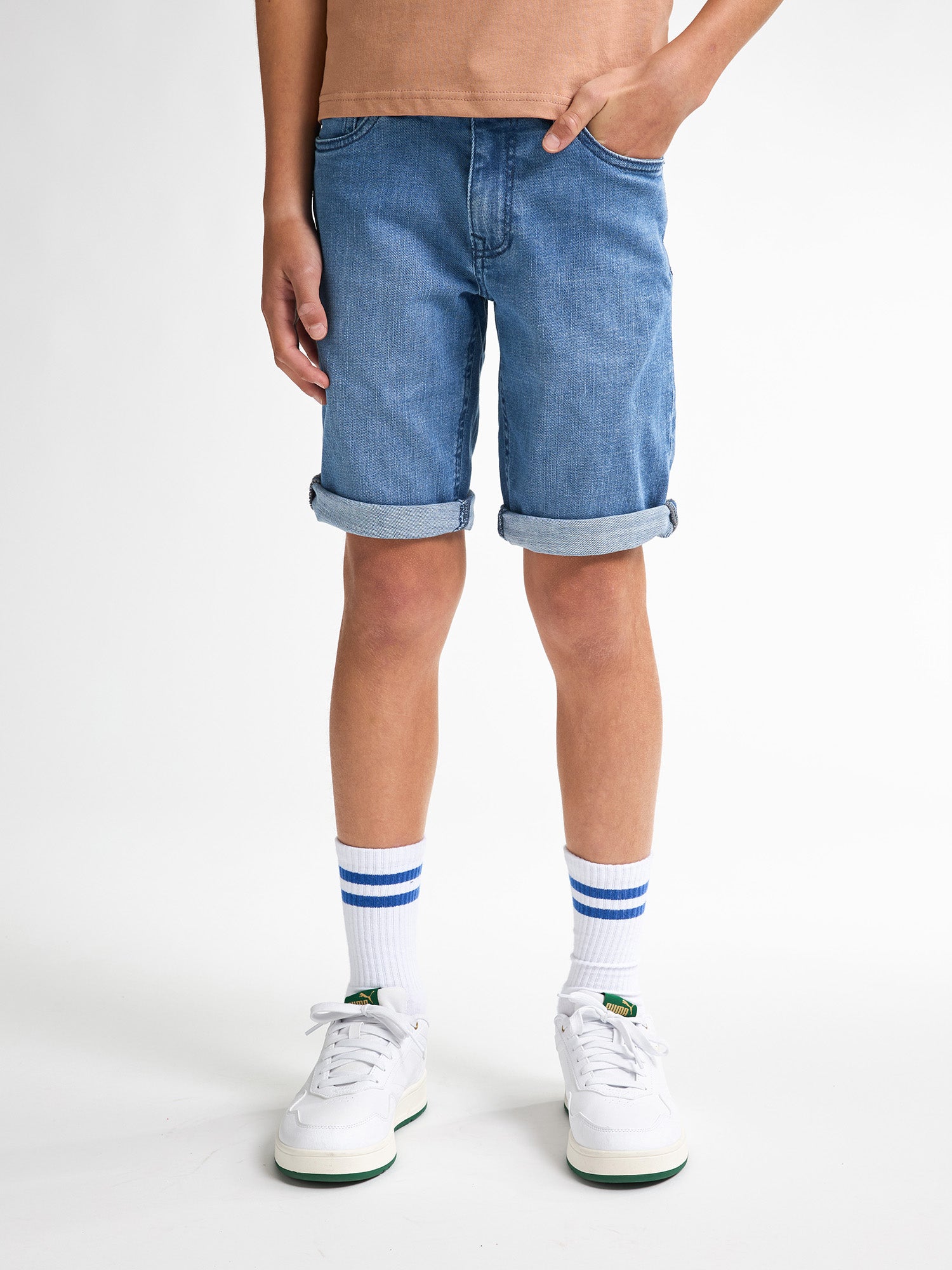 Medium vintage